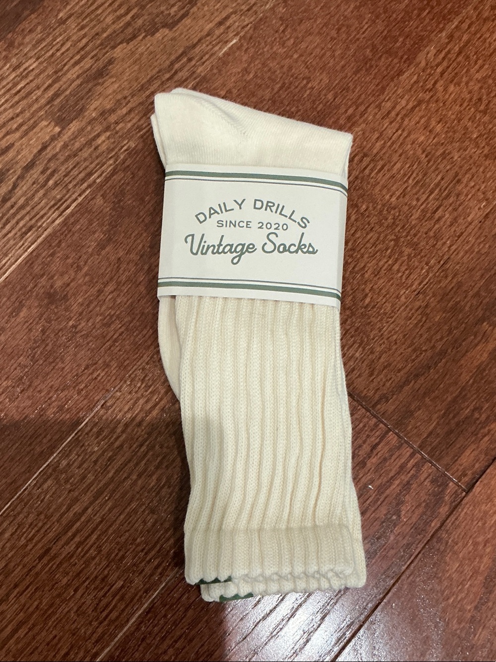 Daily Drills Women’s Cream Ribbed Vintage Crew Socks